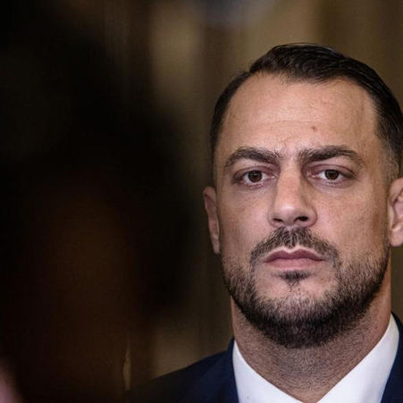 Sébastien Delogu accusé de racisme après son discours à Saint-Denis : un débat sur l’identité et la couleur de peau