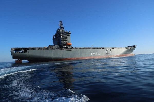 Iran et bateaux « kamikazes » : une menace maritime imbattable et croissante dans le détroit d’Ormuz.