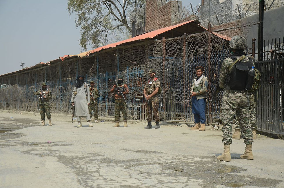 Nouvelle escalade militaire à la frontière afghano‑pakistanaise : l’ombre d’un conflit ouvert