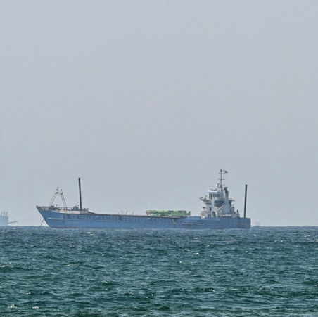 Un tanker français de gaz naturel liquéfié franchit le détroit d’Ormuz après sa réouverture gratuite de 60 jours par l’Iran