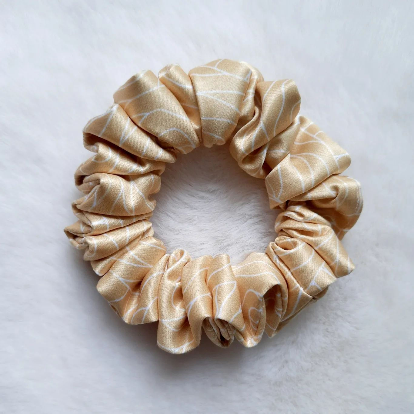 Printed Scrunchie - Gold Marble