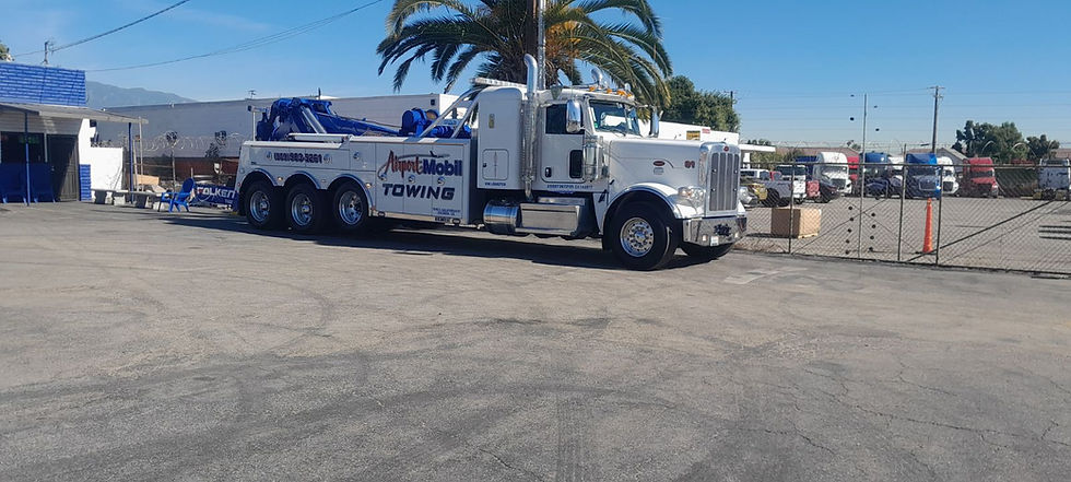 Truck Broke Down on the Freeway? Here’s What to Do in Los Angeles