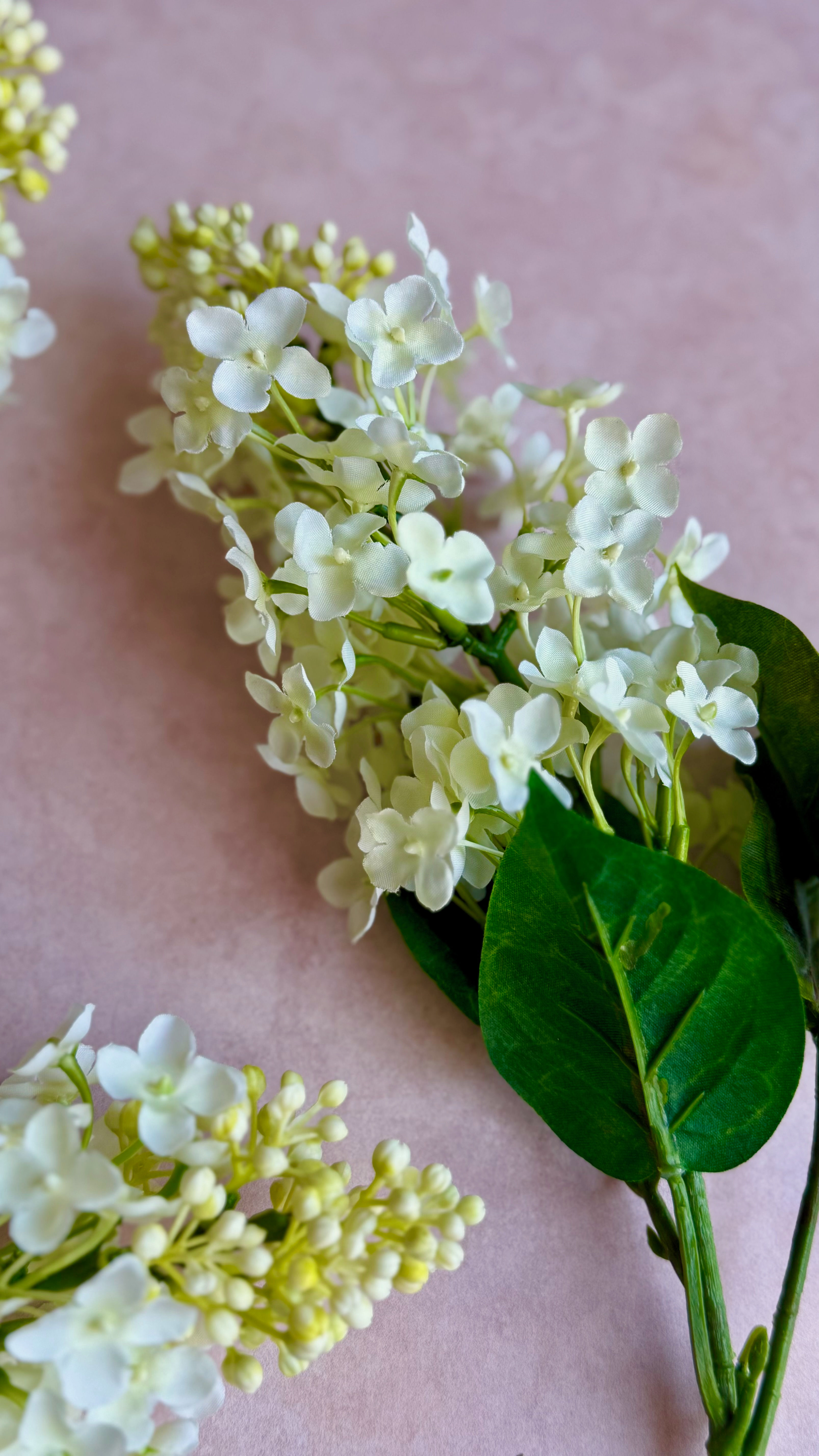 soft-white-lilac-spray-faux-flower-stem-whispering-lily