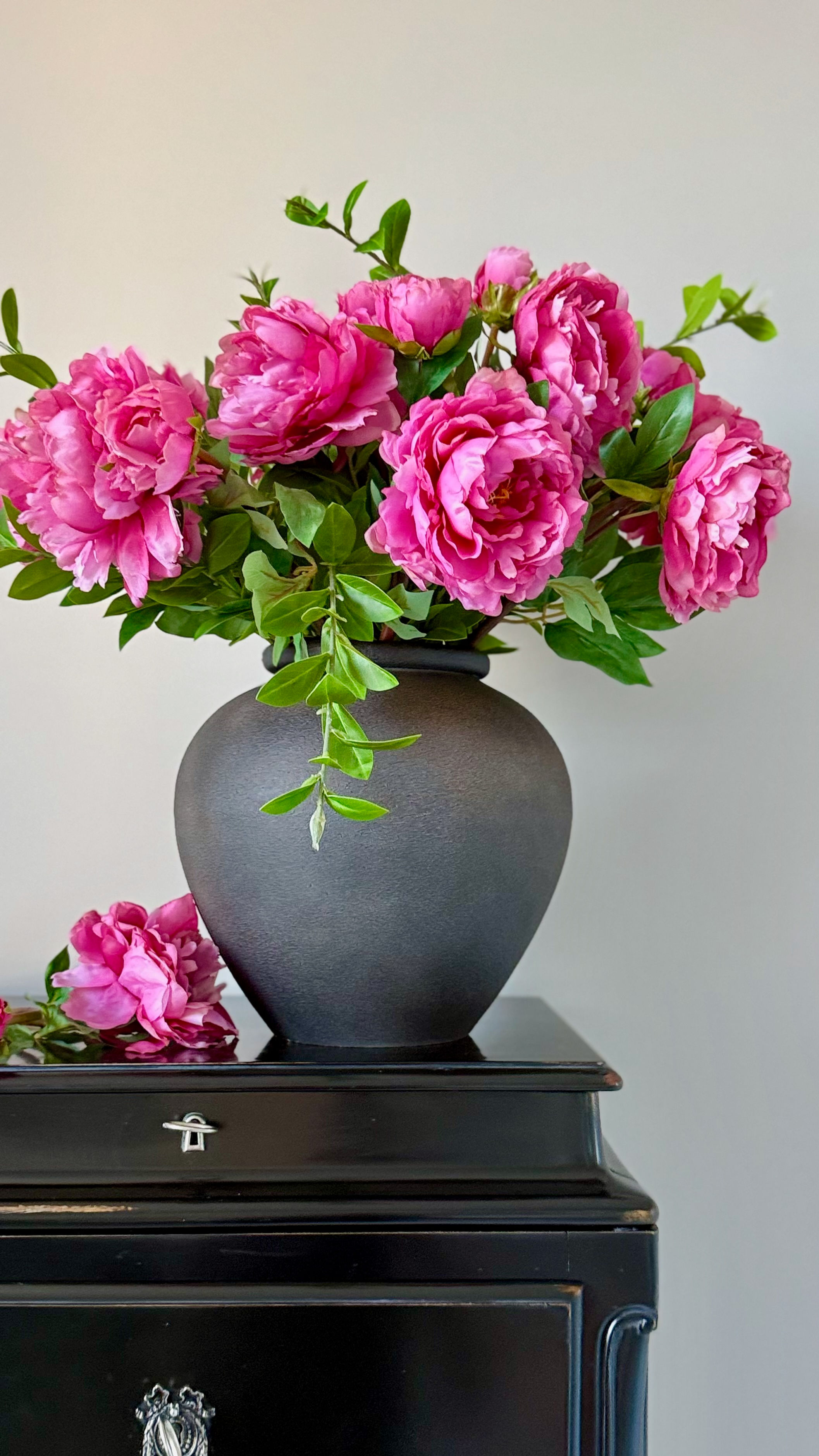 Hoya Spray - Faux Stem - whispering-lily