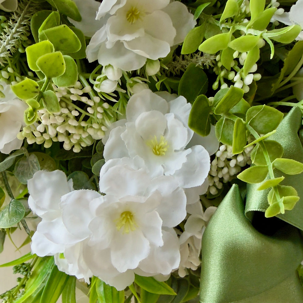 Thumbnail: nordic-spring-blossom-white-flower-spring-wreath-whispering-lily.jpeg