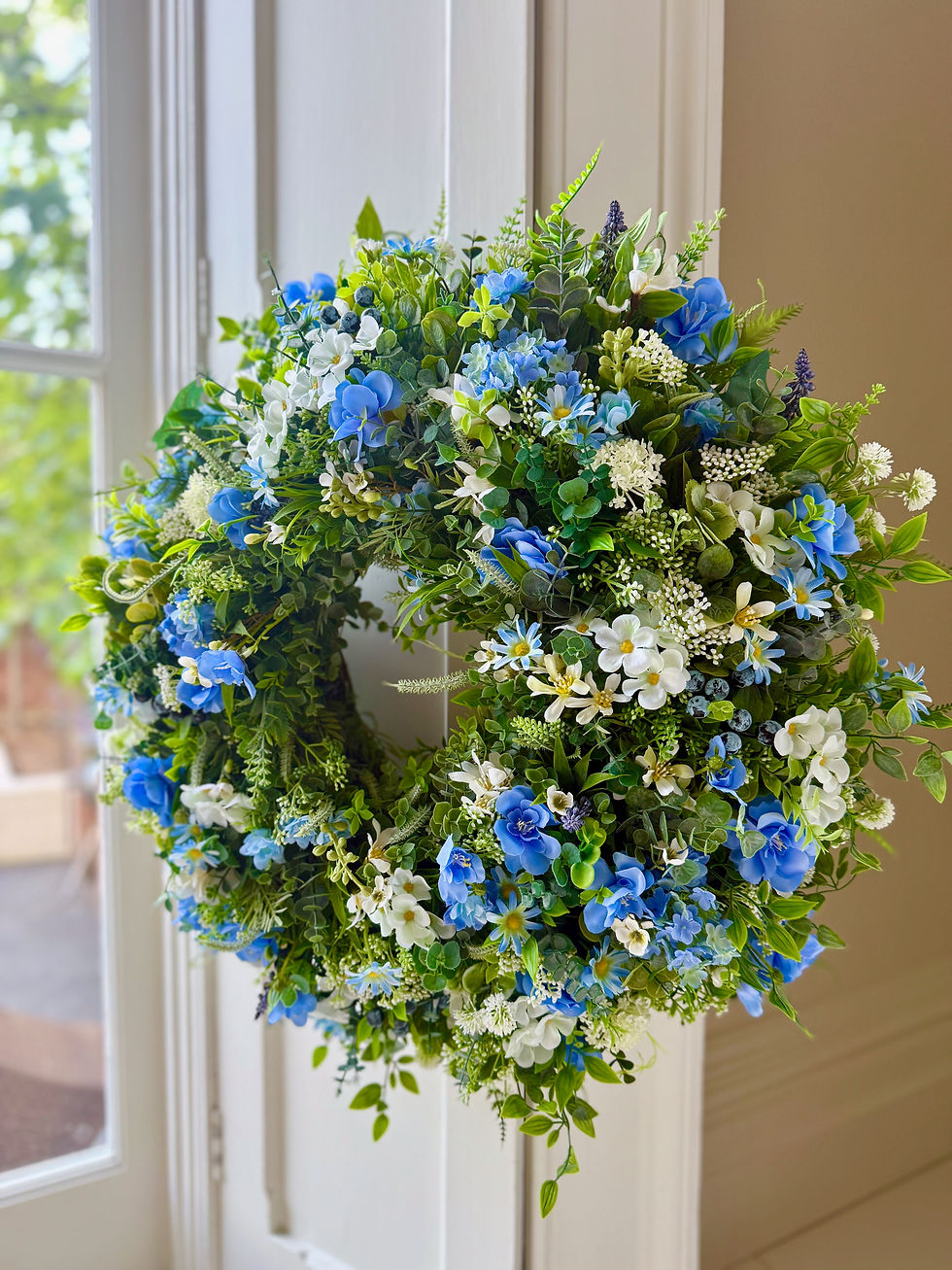 Whispering Blue Everlasting Wreath