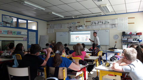 intervention classe atelier édition livre découverte métiers éditeur auteur jeux animations