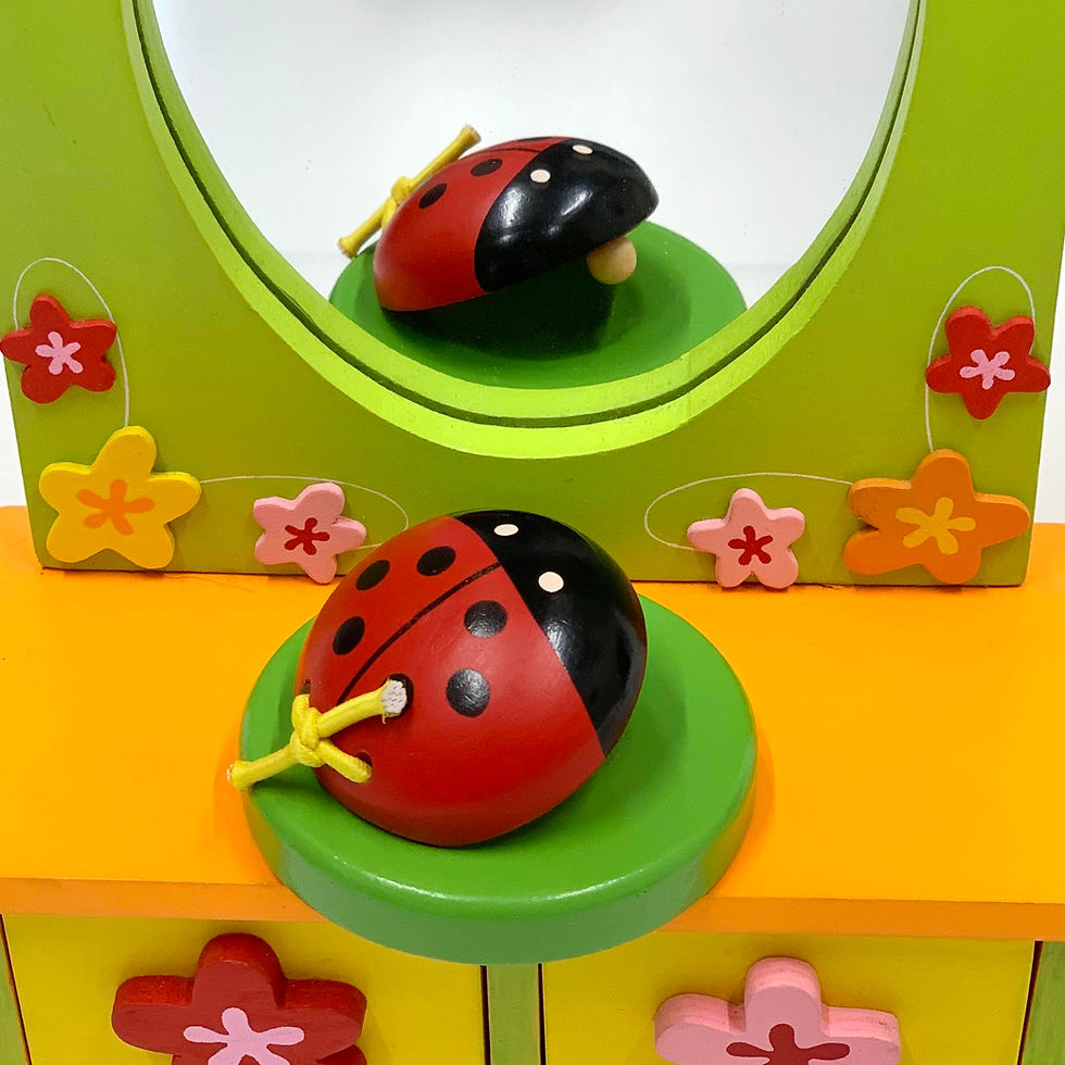 サムネイル： 木のカスタネット  虫　　　　　　　　2個セット　　WT10