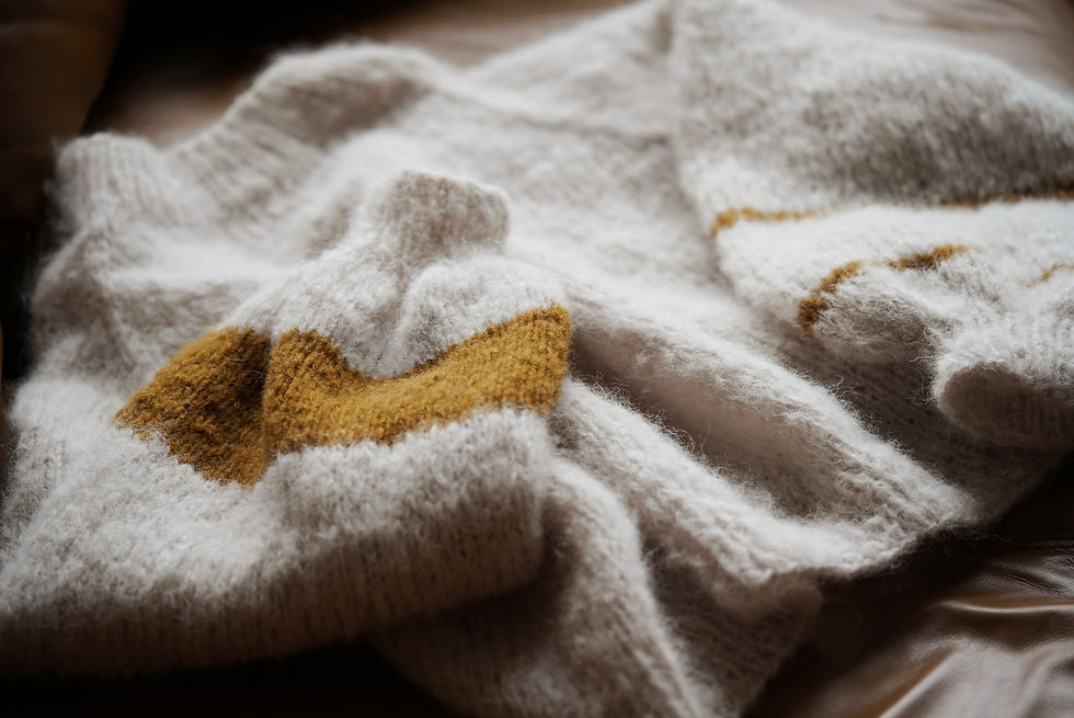 Miniatura: Kopia Sweter Fluffy cream&mango L