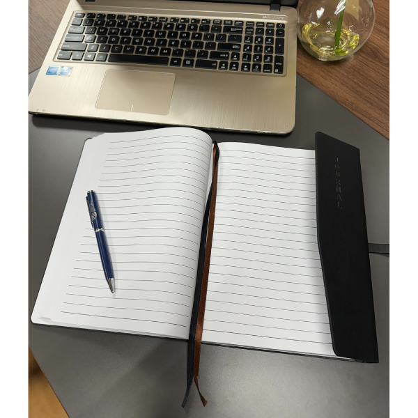 Thumbnail: Nova Executive Journal - Large