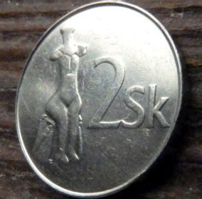 2 Кроны, 1995 года, Словакия, Монета, Монеты, 2 Krones 1995, Slovenska Republika, Venus figurine, Статуэтка Венеры на монете, Coat of Arms, Герб на монете.