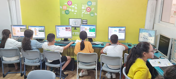 284236723_1645338815846890_5850356081521713140_n (1).jpg