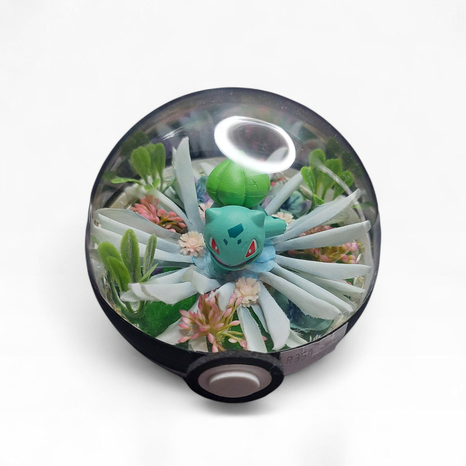 Bulbasaur habitat ball 10cm