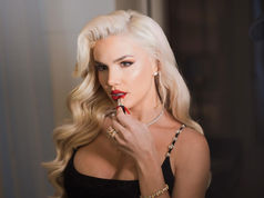 Marissa Everhart's Parisian Perfection And Her Glamorous Stay at Plaza Athénée