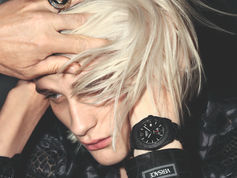 Versace Proudly Introduces DV One Gent