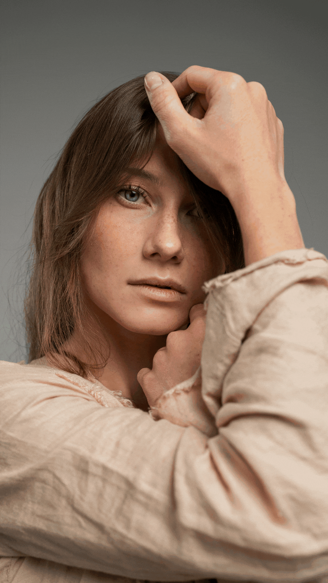 Astrid Dangeard GIF.gif