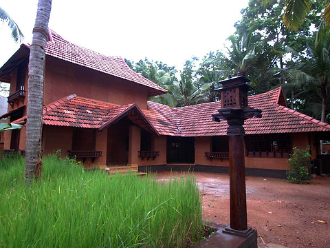 Earth House Kerala 5.png