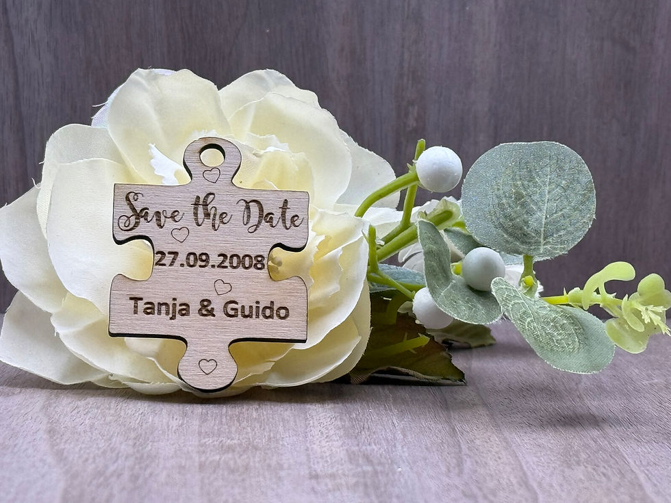Miniaturbild: Save the Date Karte "Puzzle " aus Holz