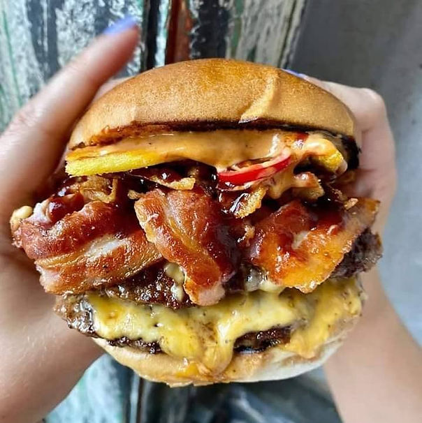 Beach-Burger_AA25FA35-5056-A36A-0A8E6F35D56BA9FB-aa25f93f5056a36_aa25fa90-5056-a36a-0a06f1