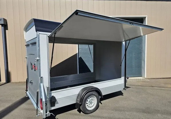 Thumbnail: DEBON Roadster 300 gesloten aanhanger – groot volume, Pullman II-ophanging