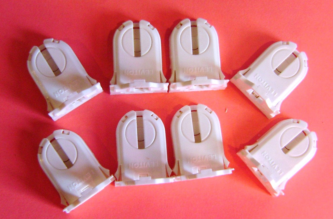 Leviton 23661-SNP T8/T12 Shunted Bi-Pin Fluorescent Lamp Holder