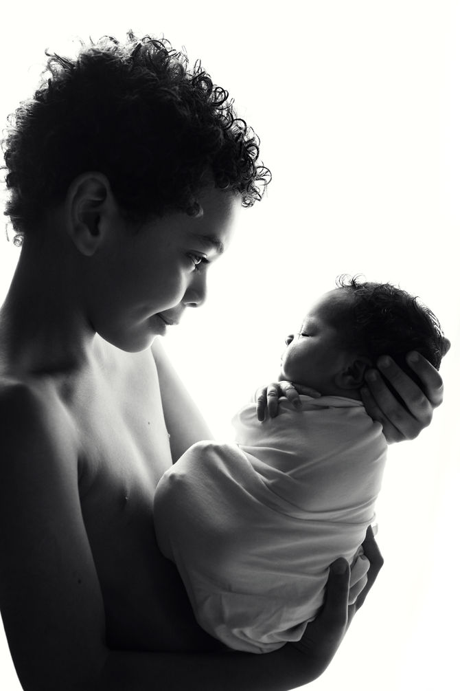 Alleen maar liefde, newbornshoot in Belgie