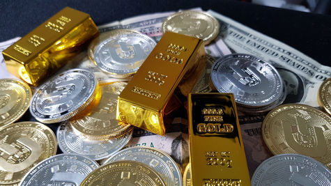 Selling Gold in New Jersey: In-Person vs. Online - Which Is Right for You?