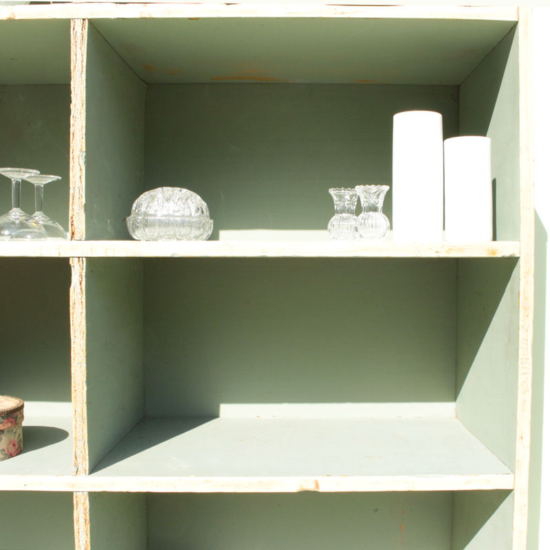 Miniature : Meuble casier d'usine en bois