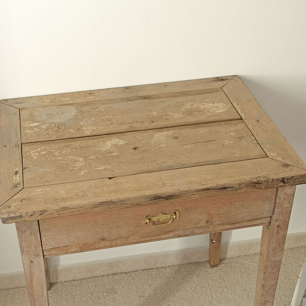 Miniature : Table d'appoint patinée