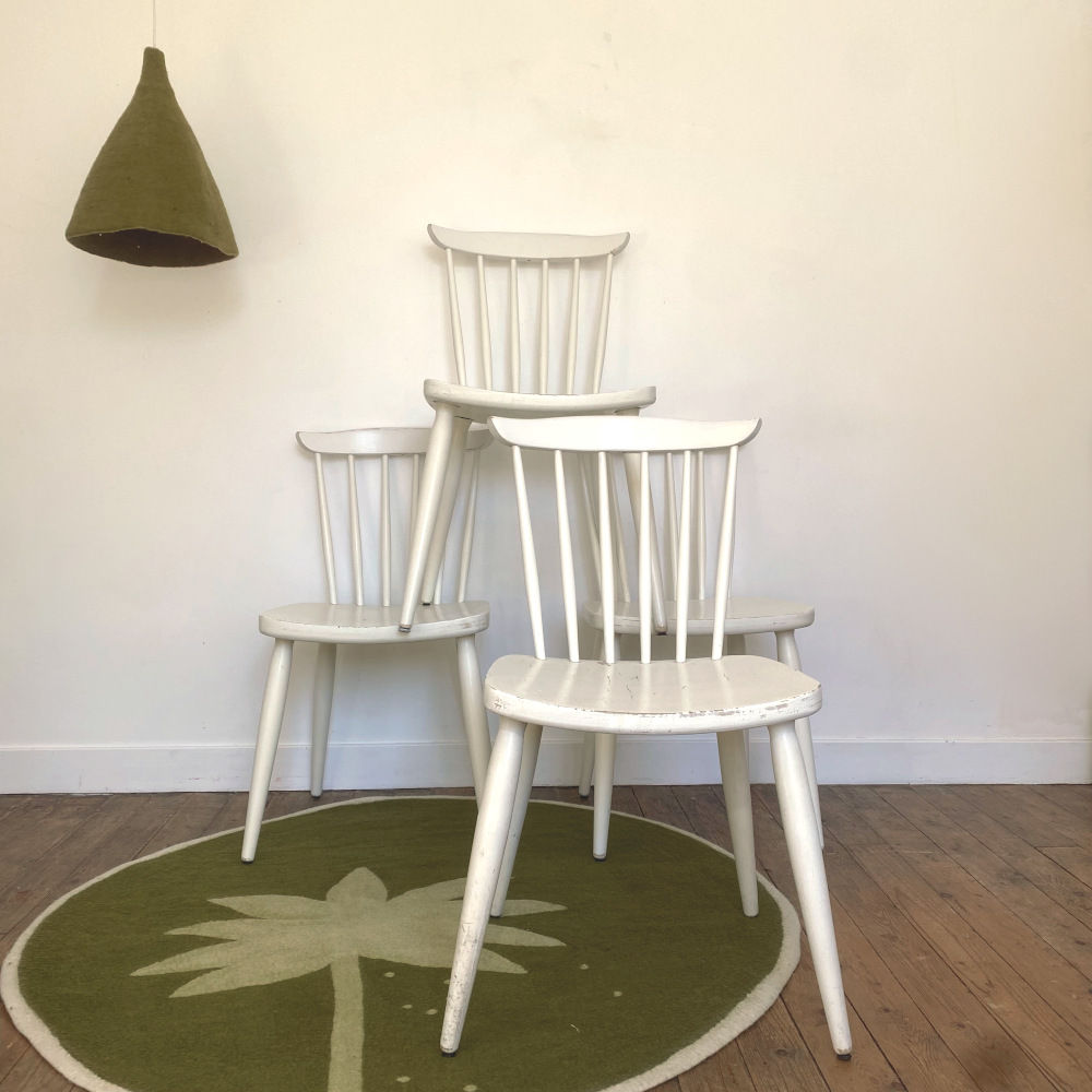 Suite de 4 chaises vintage