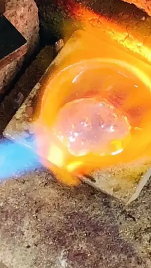 Smelten van sieraden, goud en zilver omsmelten