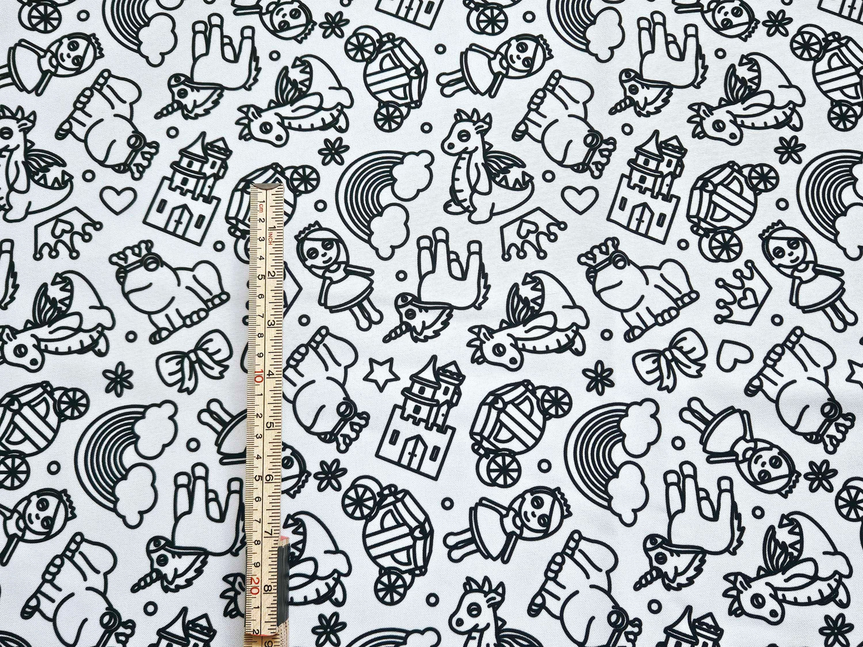 EXCLUSIVE Fairytale Princess Colour-Me