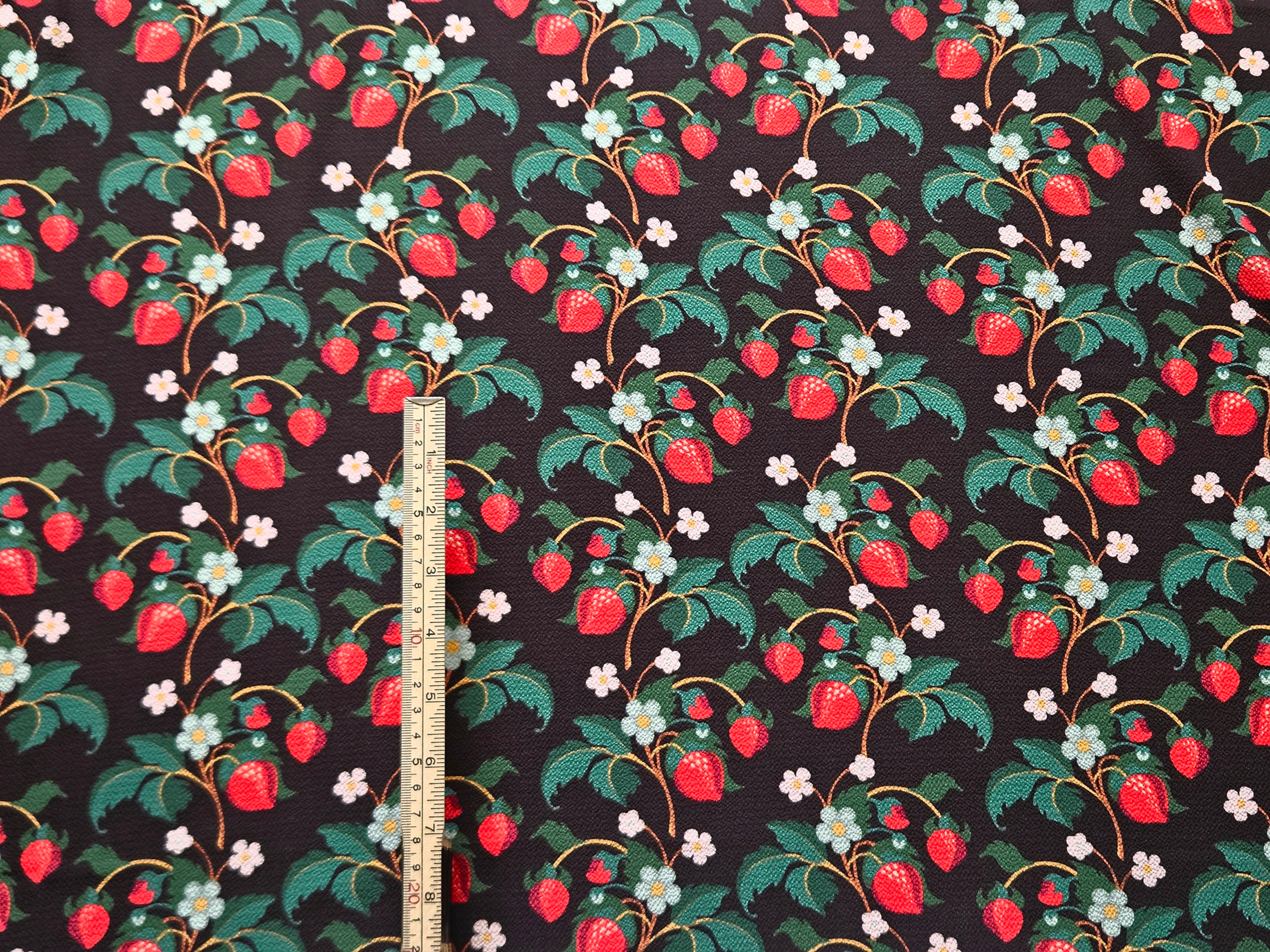 3 METER DEAL Strawberry Blossom (BH18)