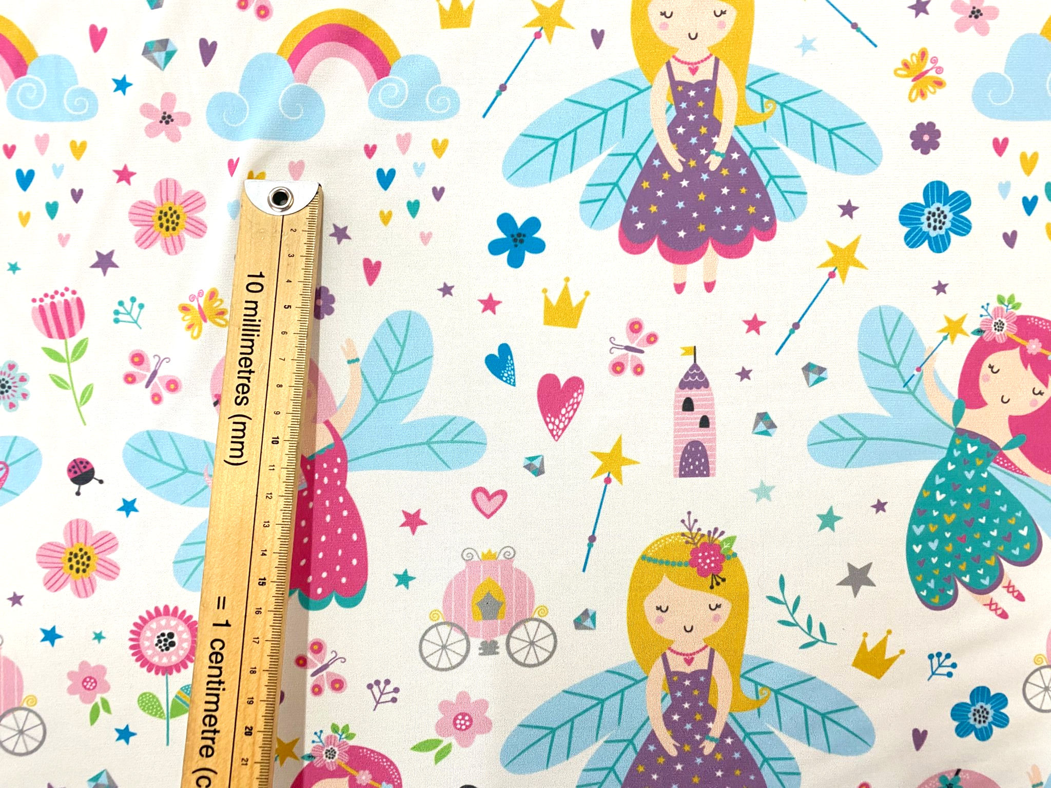 3m for £9 Fairy Tale Princess Moss Crepe (WH516)