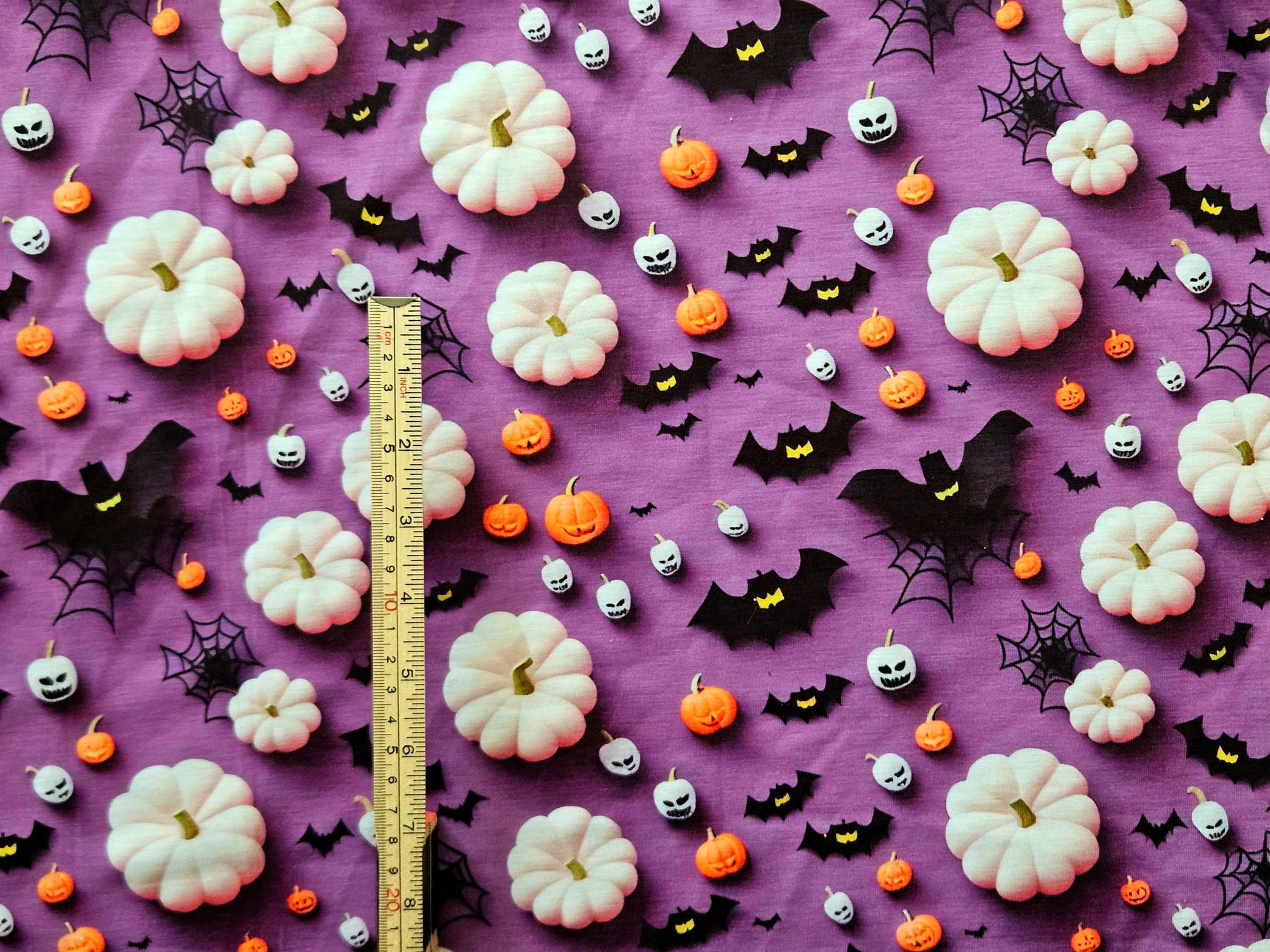 HALLOWEEN 3m DEAL - 3D Purple Bats/Pumpkins