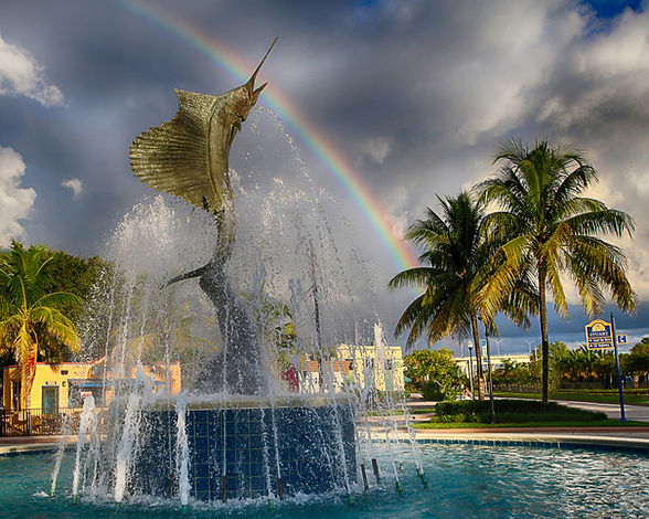 A 19 ft tall bronze sailfis by artist Geoffrey Smiht, titled The Stuart Sailfish Monument Fountain located in Downtown Stuart, Fl.