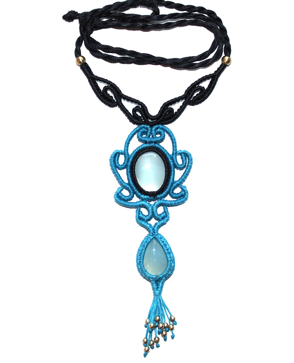 Wunderschöne Halskette mit Himmelblau Onyx Edelstein Handegamacht