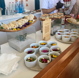 Delivery to stand with Pavillon Gourmet