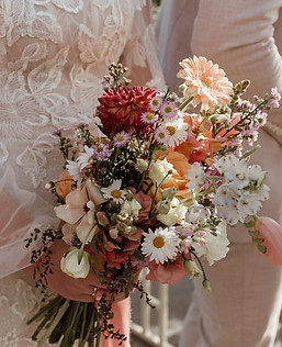 Bloemen-duikenburg-trouwen-bruidsboeket-echteld-betuwe