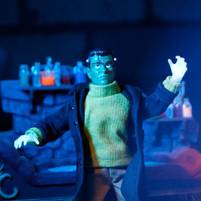 Lincoln Monsters Frankenstein and Dracula Figures Available for Pre-order