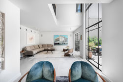 בתים פרטיים