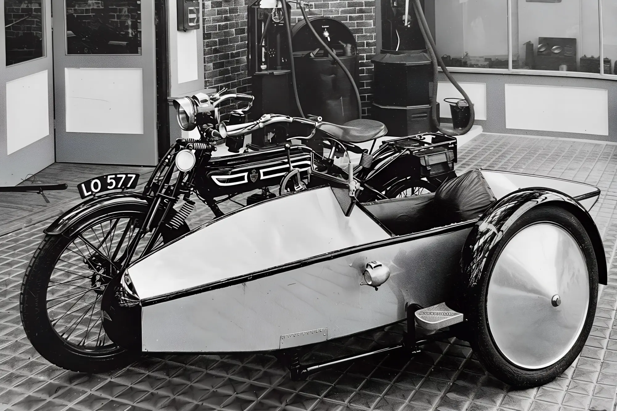 Sir and Lady Lyons, Jaguar SS1 and XJ12