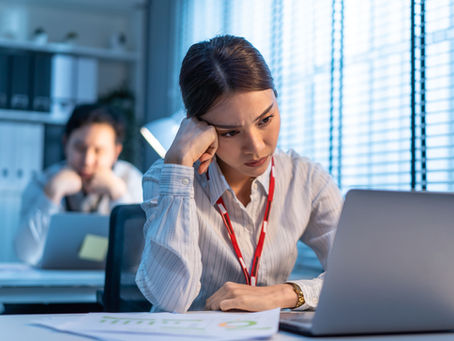 Assédio nas empresas: estudo mostra como idade e cargo influenciam condutas abusivas