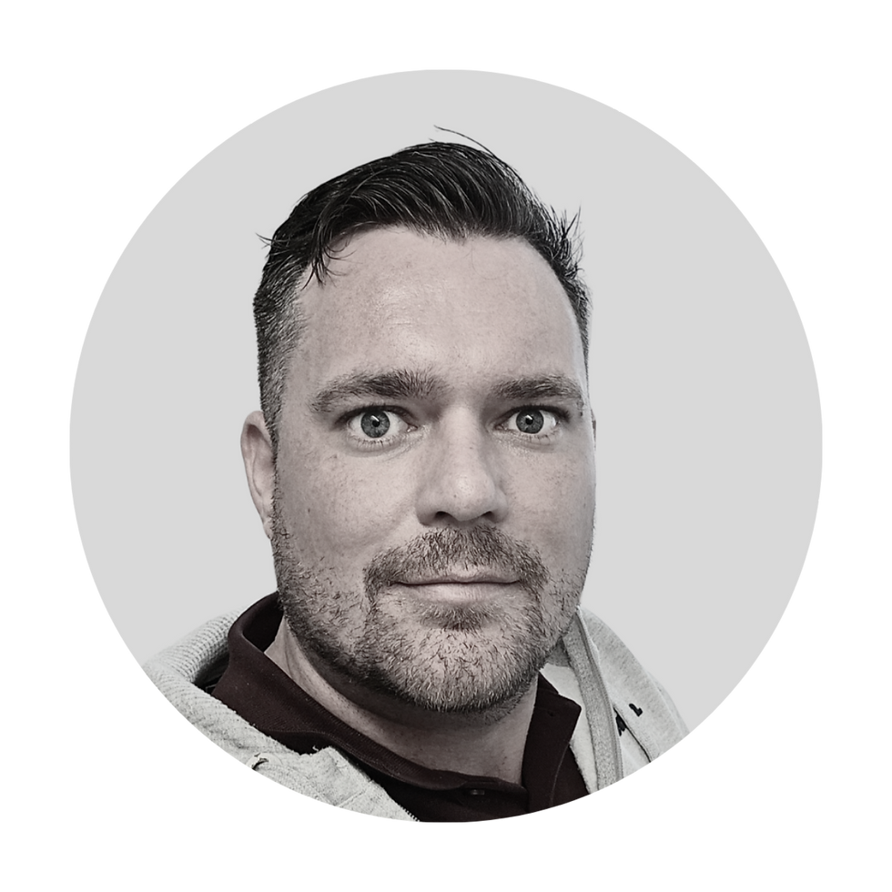 siemon-van-kaliber-full (2).png