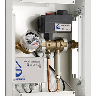 Picture of a smart leaking detection system with actuator and valves and a meter