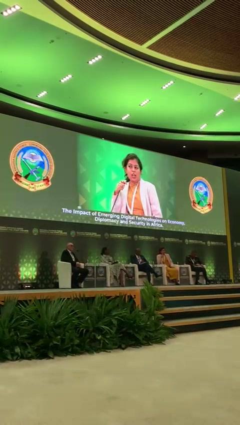 Sanjana Rathi en el panel del National Security Symposium en Kigali