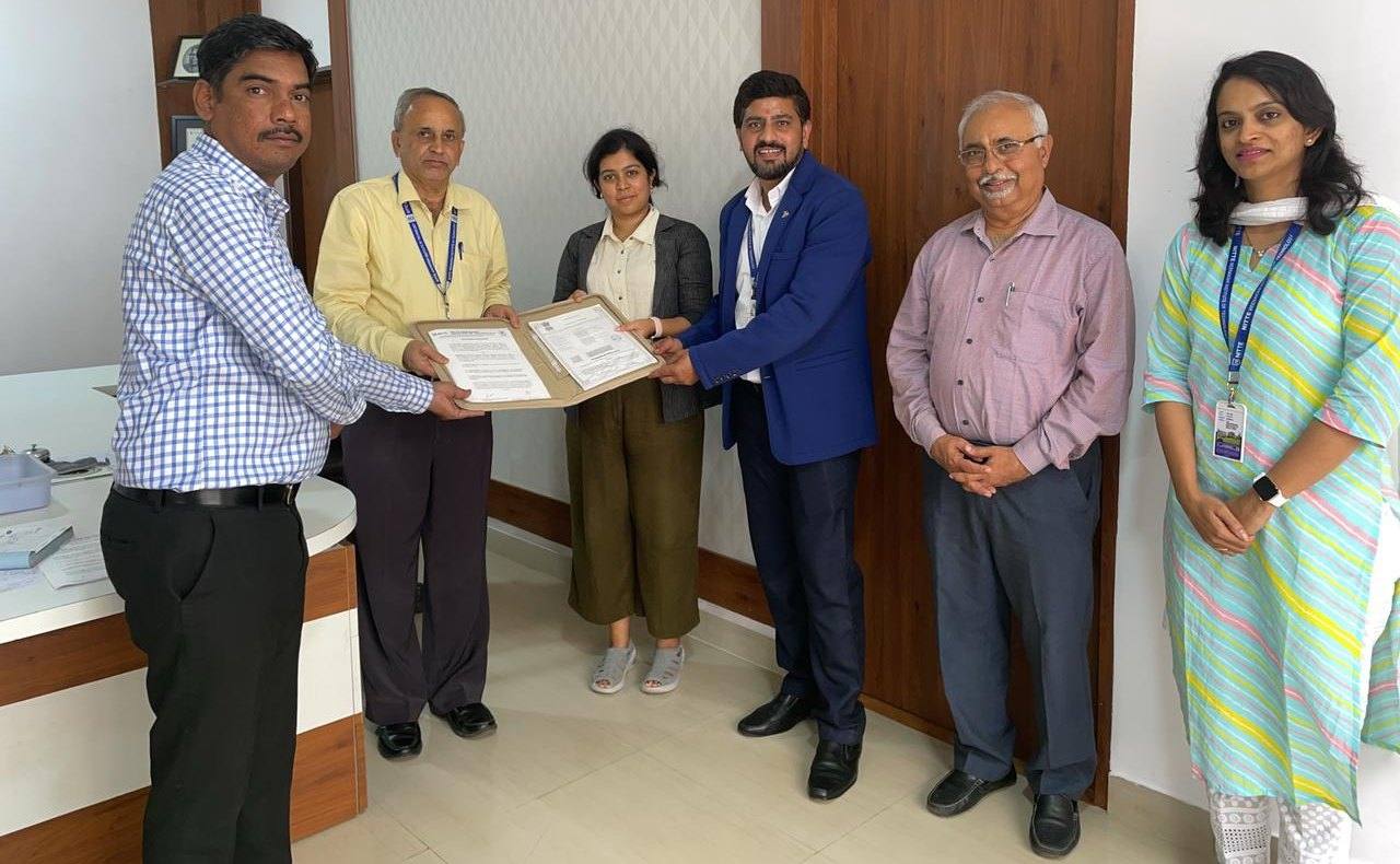 Intercambio del MoU con NITTE Meenakshi Institute of Technology