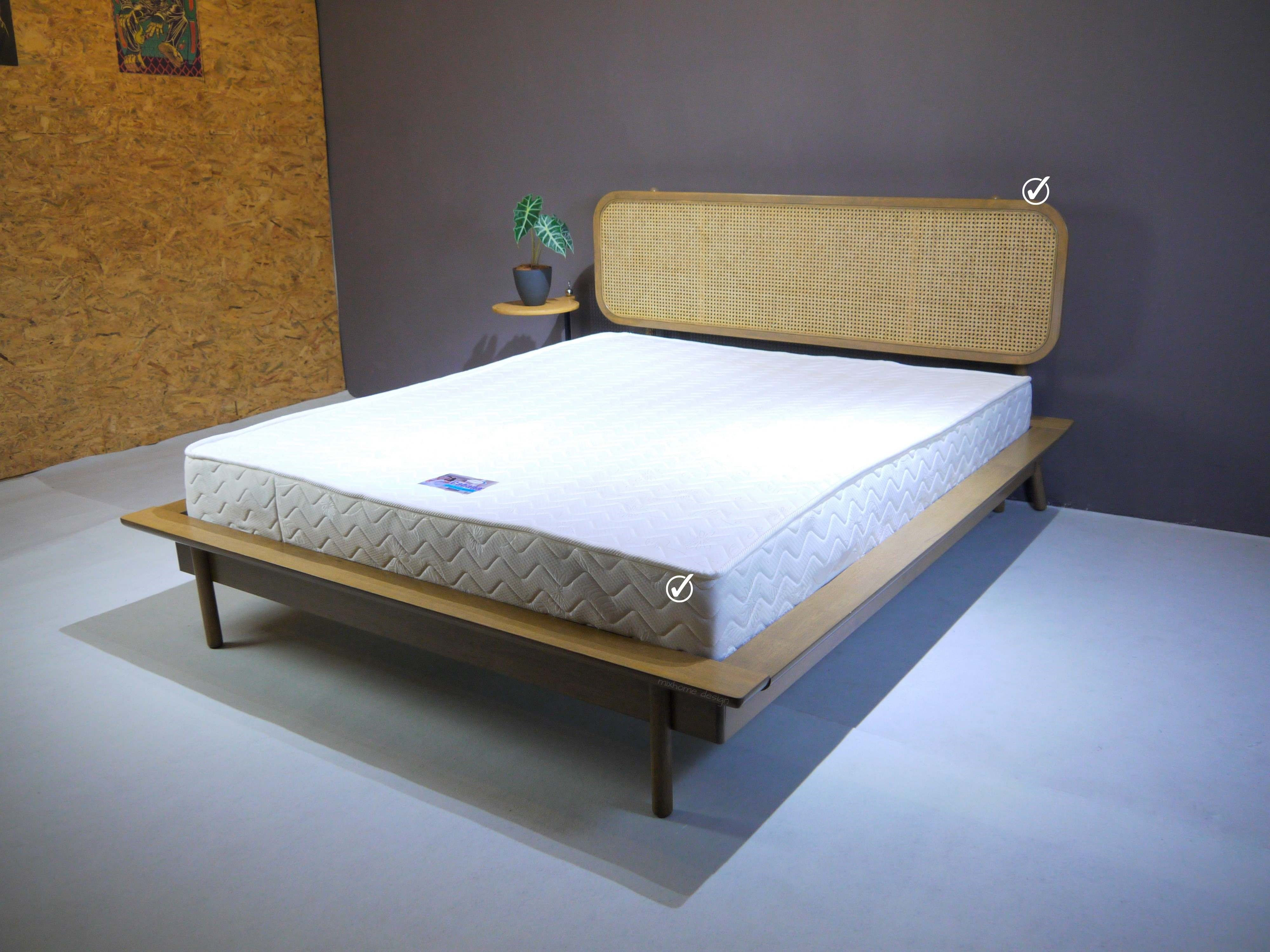 Yosuki Queen/King Bed Set