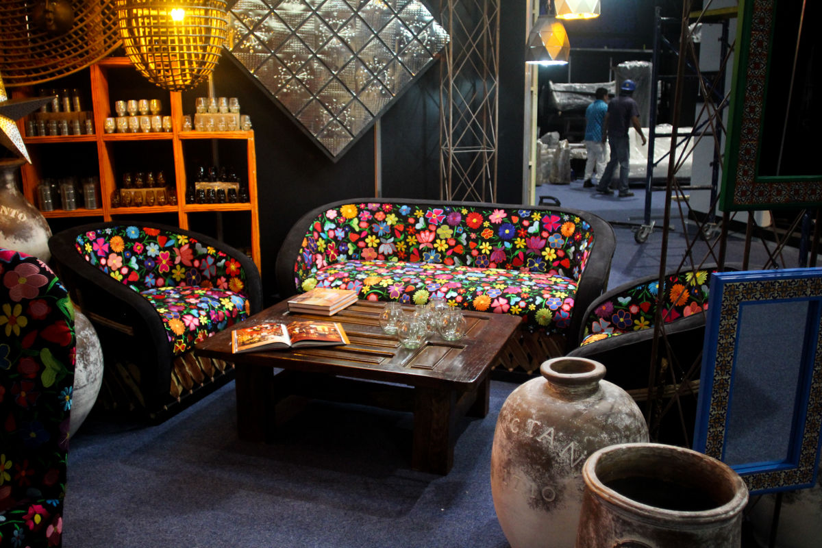 Sala San Cristobal fondo Negro