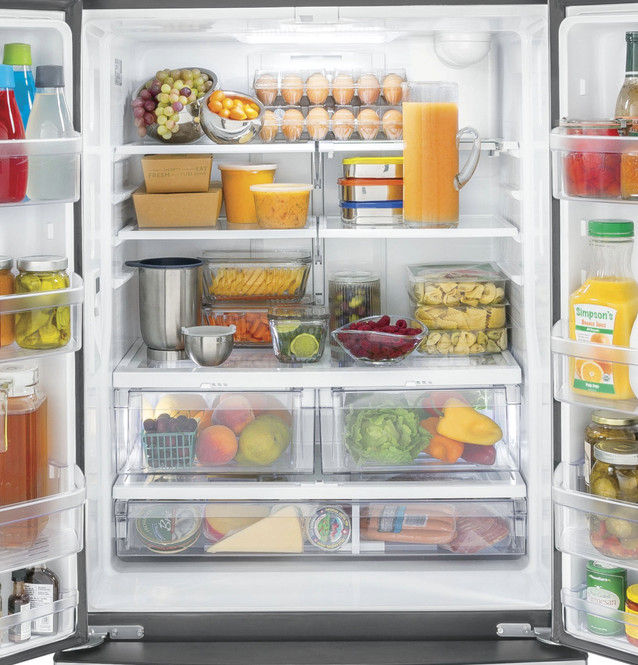 Miniatura: Refrigerador GE® ENERGY STAR® de 24.7 pies cúbicos con puertas francesas